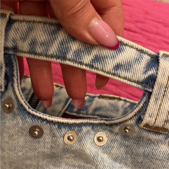 ASOSWomen's High Rise Acid Wash cut out Jeans, size 25 - Picture 6 of 8